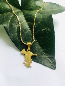 Magnificent map of Mayotte pendant