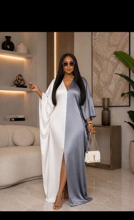 Robe caftan en soie color block ivoire et bleu ardoise pour femme – Robe longue à fente, col V et style portefeuille