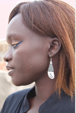 Boucles d'oreille "THIATE NOIR ET BLANC"