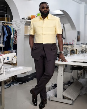Costume pour homme à manches courtes