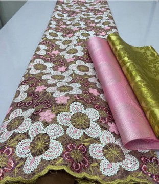 Tissu en dentelle Chantilly Sequence de qualité, 5 yards