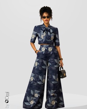 Magnifique Ensemble pantalon large et son top chemisier