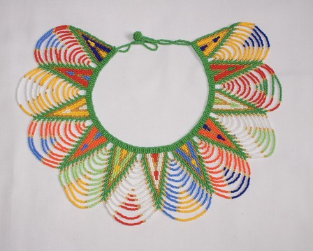 Pearl necklace "GREEN TULIP"
