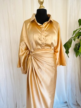 Ensemble deux pièces chemise en Satin et jupe à nouer -beige champagne