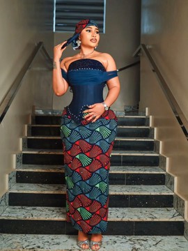 Jupe corset et blouse en Ankara, ensemble deux pièces en Ankara, mode africaine en Ankara, style nigérian en Ankara
