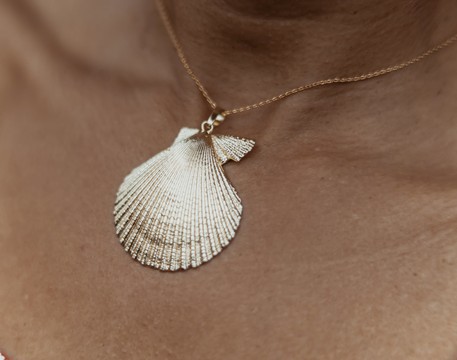 Caurine 🐚Gold necklace with 24K Gold and "Manoka" shell