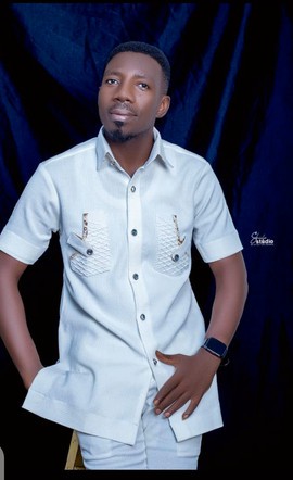 Men top and down for weddings, special occasions