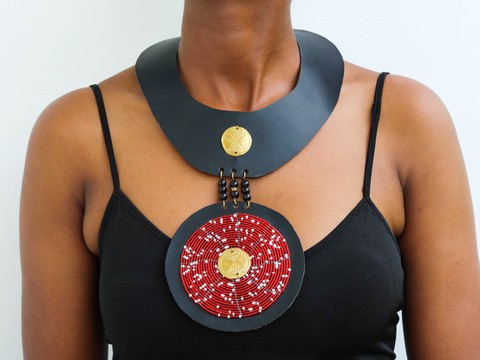 Collier en cuir africain, collier ras du cou en perles, tour de cou en perles Maasai, collier Tribal