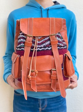 Sac à dos en cuir véritable haute qualité 100% fait main.