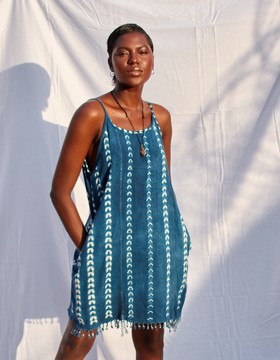 Robe dos nu indigo vintage New Again