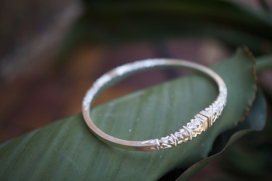 VANGO square bracelet 20g-17cm