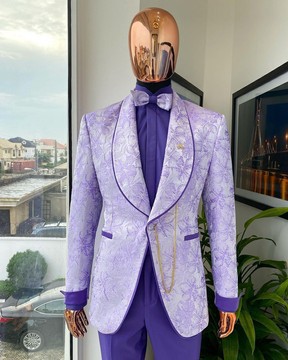 A “Mandarin” orchid purple and ivory floral pattern shawl lapel jacquard suit