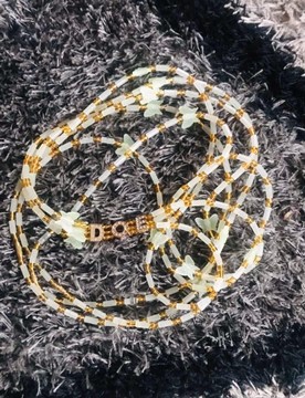 Perles de taille personnalisées avec votre nom.