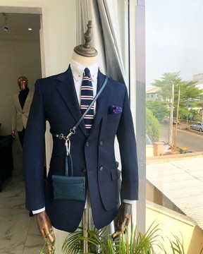 The “ Catch Me If You Can - Reloaded” Suit