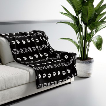 Cultural Unique Bath Mat White and Black Bathroom Rug (LARGER SIZES AVAILABLE)