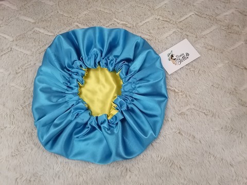 Reversible silk nightcap