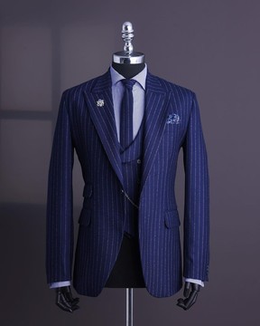 A bleu marine, rayures crayon ivoire, jorgecarli, costume à revers en pointe