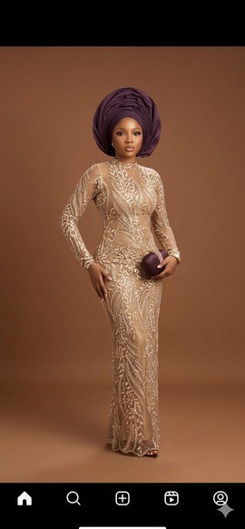 Robe colonne illusion champagne doré à sequins