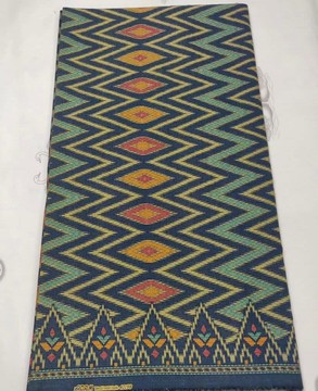 Hand-drawn Batik/ Hand-dyed/ Natural Dye/ Cotton Sarong/ Home Decor Fabric/ Dress Fabric