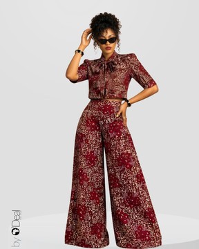 Magnifique Ensemble pantalon large et son top chemisier