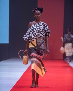 Jupe et chemisier AFARA (NYFW)