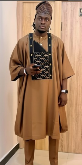 Agbada | African Wedding Suit for Men | Traditional Groom’s Suit | Dashiki | Robe Africain