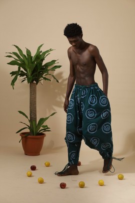 Omu Kembe Pant
