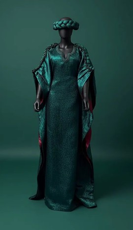 Women's Emerald Green Metallic Kaftan Gown with Draped Cape Sleeves &amp; Matching Headwrap