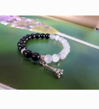 Cat's eye bracelet/ tourmaline - natural stone/ Madagascar