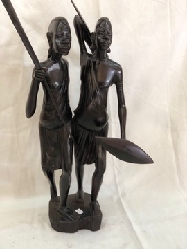 Esprit africain des Maasaï, sculpture artisanale — pièce maîtresse captivante de décoration intérieure culturelle"