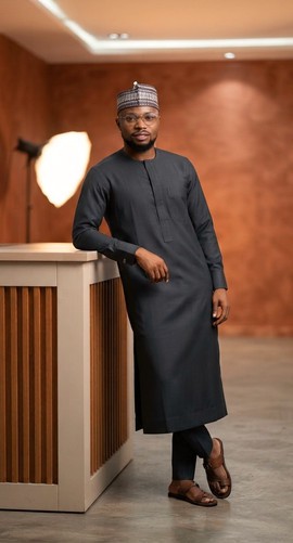 Kaftan traditionnel noir pour homme