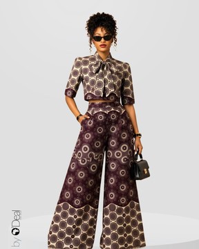 Magnifique Ensemble pantalon large et son top chemisier