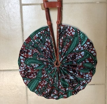 Leather and wax fan BLAN and BLEU BOLIE