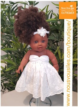Poupée NOIRE Amy-Rosemary Colibri Dolls - BRODERIE