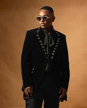 The “Rings &amp; Snap 1864” Suit