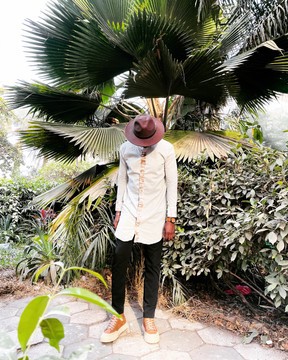 Modèle: chemise abdou