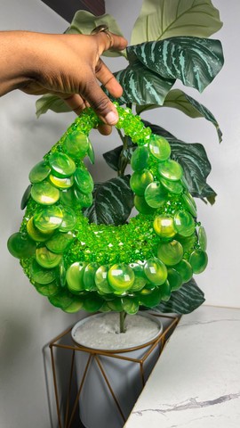 Toti beaded bat