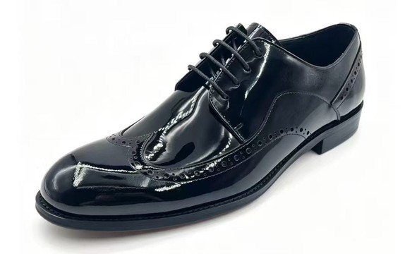 Oxford brogue en cuir verni noir