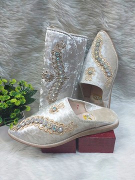 Ensemble de babouche et portefeuille pour femme fait main