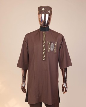 A caramel Brown, chinoiserie chic pagoda with layers metallic wire embroidery detailed kaftan