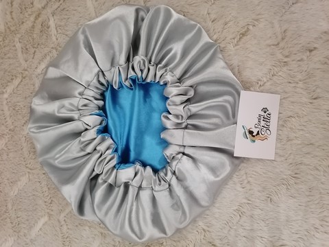 Reversible silk nightcap