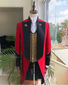 Le costume 3 pièces sur mesure «showman».