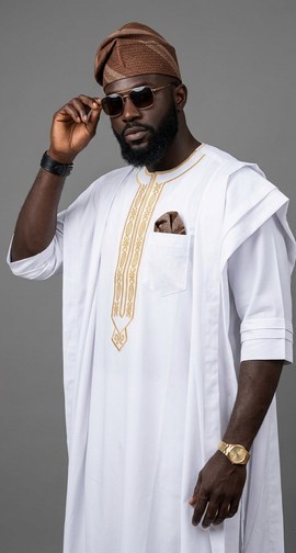 Agbada set | Agbada white classic &amp; Gold edition