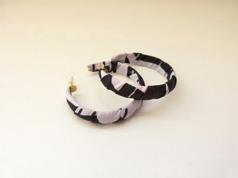 CREOLES n°24 - WAX - Fabric earrings White Yellow Black Blue Green
