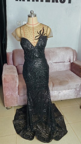 Robe de roi noir