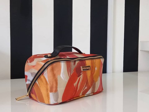 Nanabox Nude Watercolor Pouch