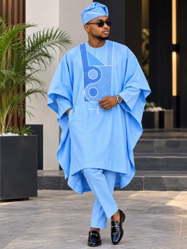 Ensemble Agbada 3 pièces bleu ciel pour homme – Grand boubou brodé, pantalon et bonnet