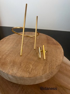 Very nice set in bronze, a cuff and its ring