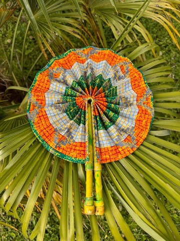 Wax and leather fan in its pouch