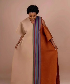Élégante robe africaine en Aso Oke pour femme | Robe longue inspirée de l’Ankara avec poches